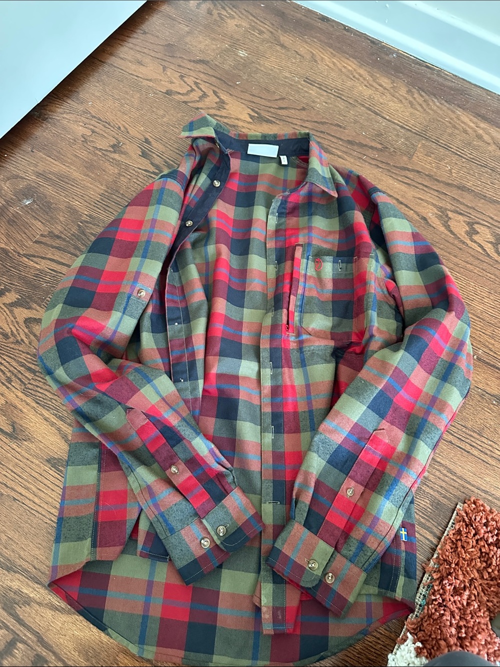 Men’s small fjallraven button up plaid shirt